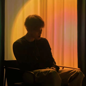 边剥边啵边伯贤-L profile image