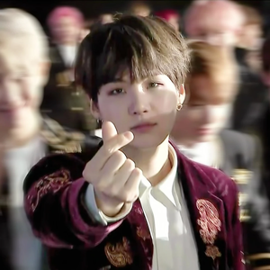 gloss2su profile image