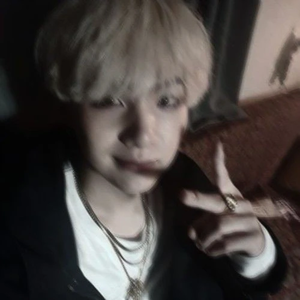 Yuriroms profile image