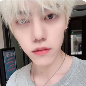 YuniNFia profile image