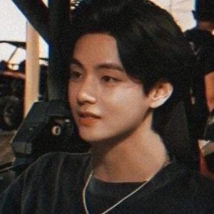 ami²⁷⁰⁴kth profile image