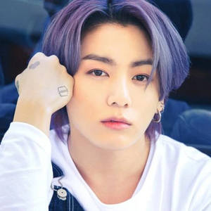 구름moon profile image