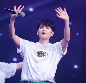 DianaMH2 profile image