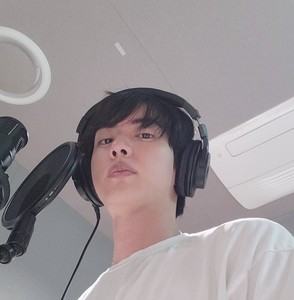 mxnimoni profile image