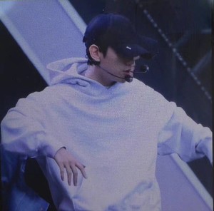 BAEK HYUN0506 profile image