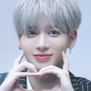 fef0e3b5ef1b7d8e385a4c0231f46500 profile image