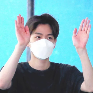 小啵很困咧aaa profile image