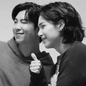 HollyMoni39 profile image