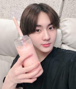 yngwon1elvrr profile image