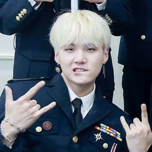 MinookYº profile image