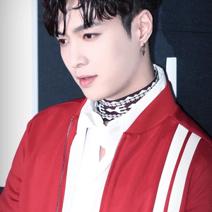 myeonthunder profile image