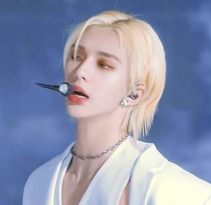 Hwhunlix profile image