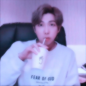 KimEvelin profile image