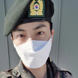 lunarboyjinnie profile image