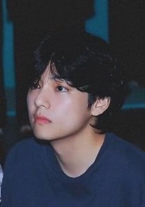 StrawberryTae1230 profile image