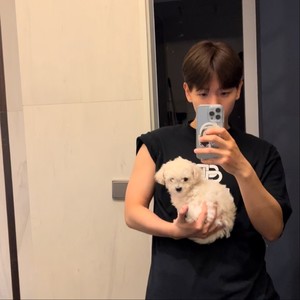 亿点点点咸 profile image