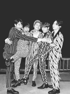 꼬까옷입은김종현몽몽이샤이니 profile image