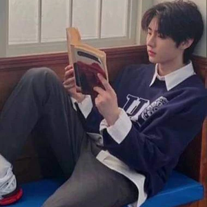 WriterPovsunghoon profile image