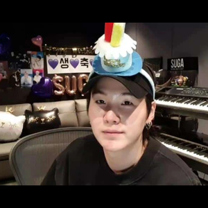 MeVOYDEFANPLUS profile image