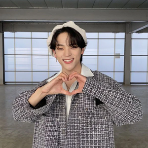 kwjSaysomethingtoMe profile image