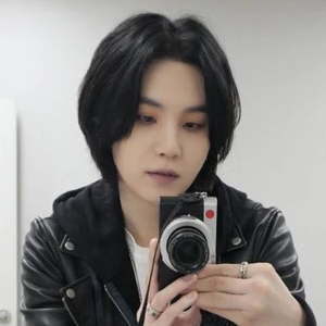 sugaholic profile image