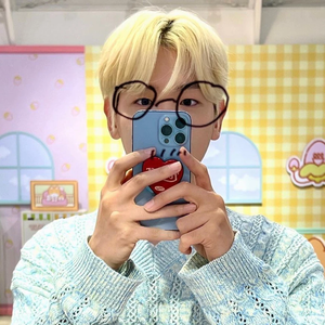 伯贤的小天才 profile image