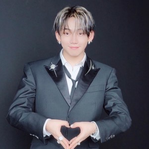 skiesukkie profile image