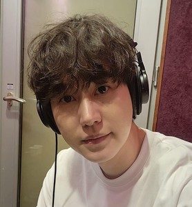 ElizabethMH profile image