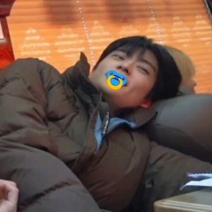 r瑞迟椰丝 profile image