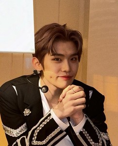 권설잎's profile image