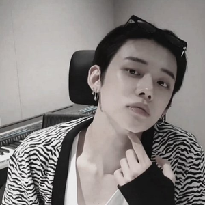 모아이자원도어입니다만 profile image