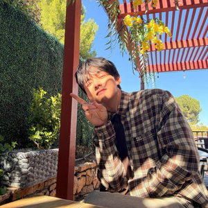 BTSARMYGIRLPRACHITAE profile image