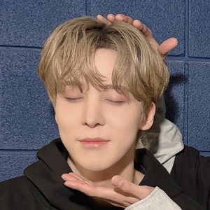 yunaekko profile image