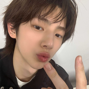 飛飛feifei profile image