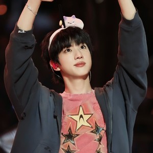 momomn profile image